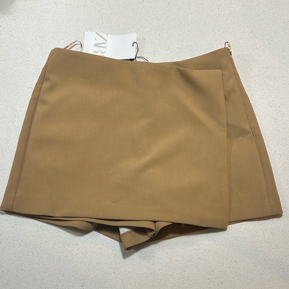 Zara Tan Skort NWT Size M - Picture 1 of 4